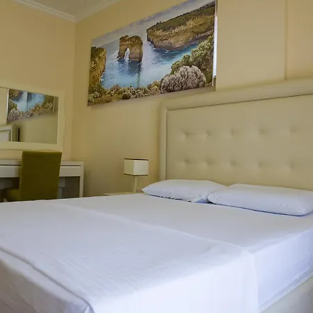 Primavera Hotel