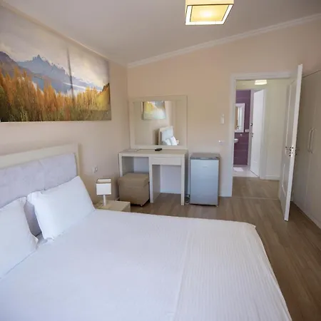 Primavera Hotel 4*